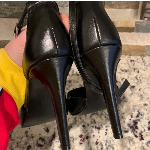 STEVEN by Steve Madden - Picture 2 of 6